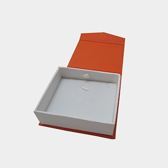 Custom Printing Luxury Cosmetic Magnet Form Insert Rigid Gift Box With Lid Magnetic Gift Box For Jewelry